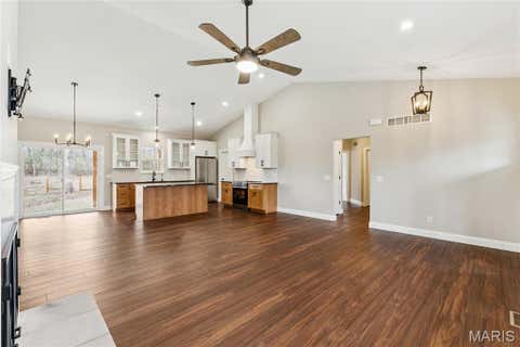 Tiny photo for 619 North Ethlyn Road, Winfield, MO 63389 (MLS # 26043659)