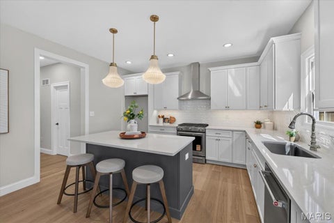 Tiny photo for 614 Nirk Avenue, Kirkwood, MO 63122 (MLS # 26058968)