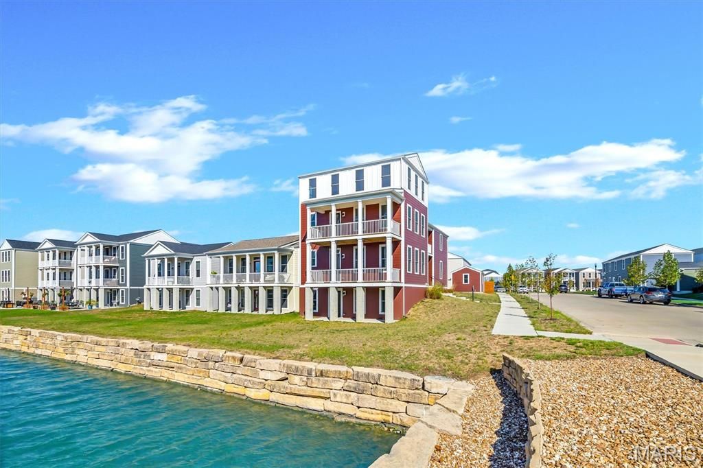 Photo of 2032 Tiber Street, St Charles, MO 63301 (MLS # 25072813)