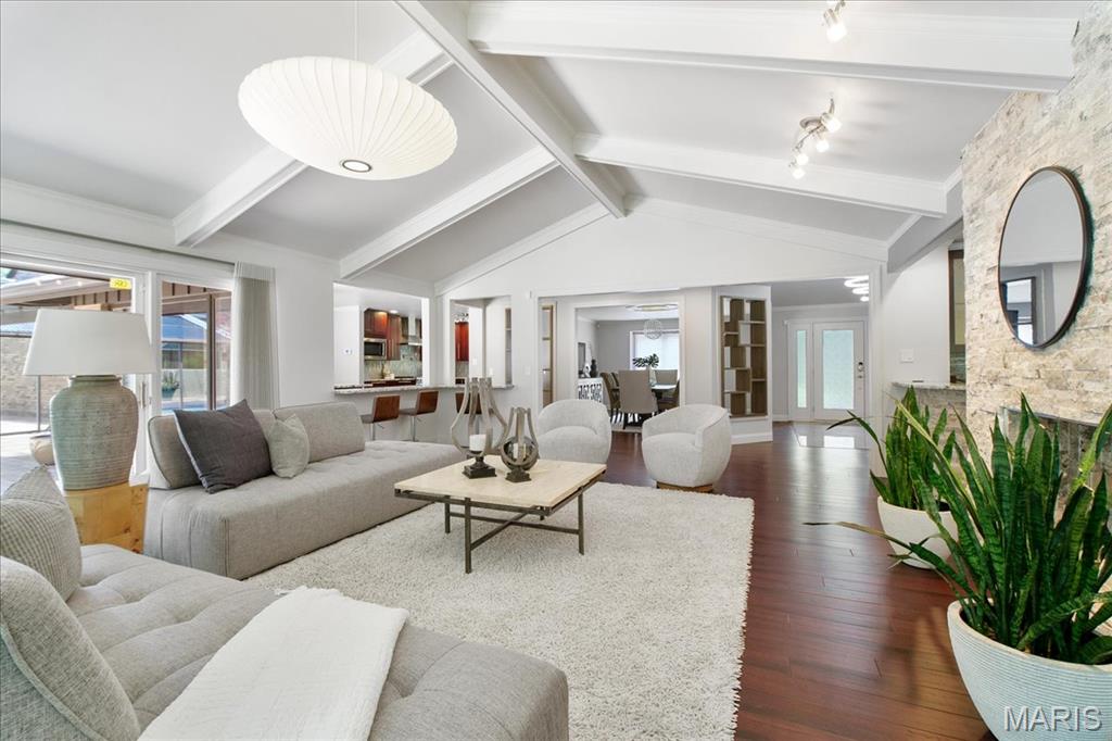 Meadowbrook Country Club Estates - Residential