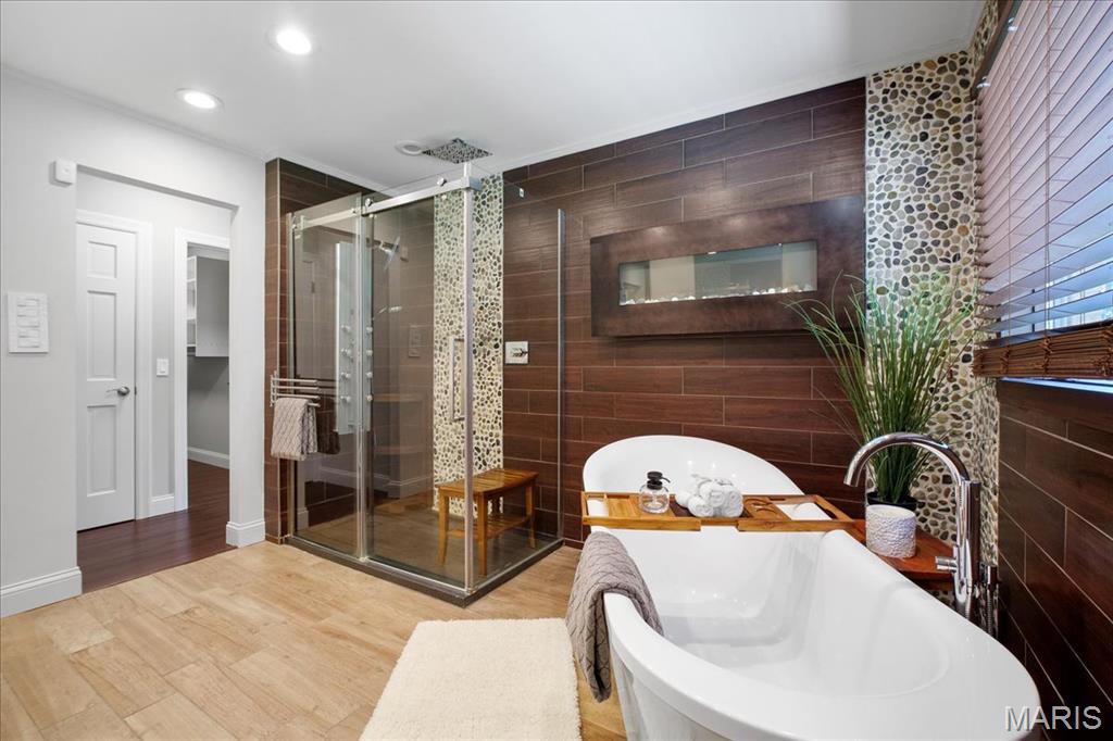 Meadowbrook Country Club Estates - Residential