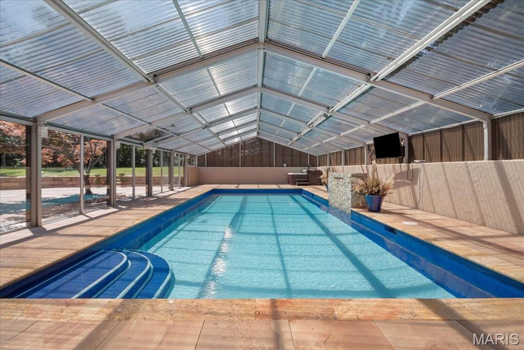 Meadowbrook Country Club Estates - Residential