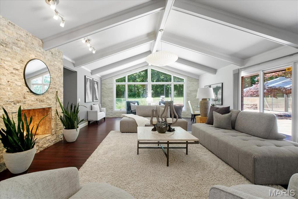 Meadowbrook Country Club Estates - Residential