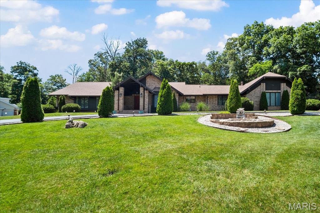 Meadowbrook Country Club Estates - Residential