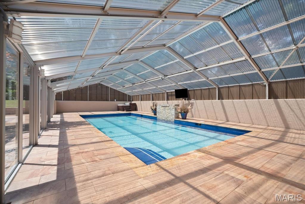 Meadowbrook Country Club Estates - Residential