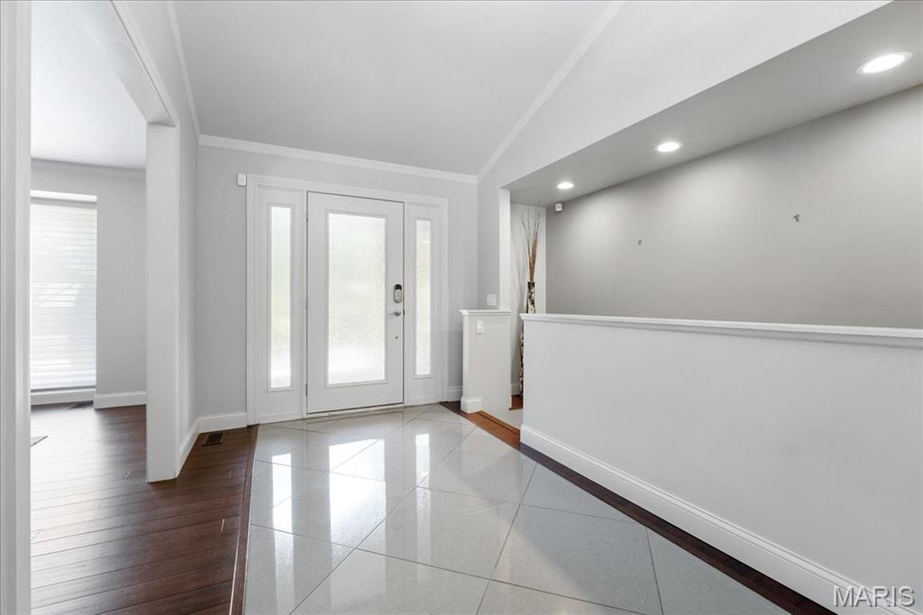 Meadowbrook Country Club Estates - Residential