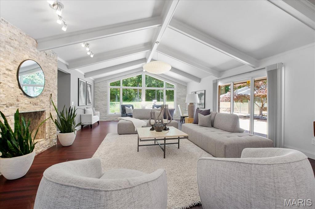 Meadowbrook Country Club Estates - Residential