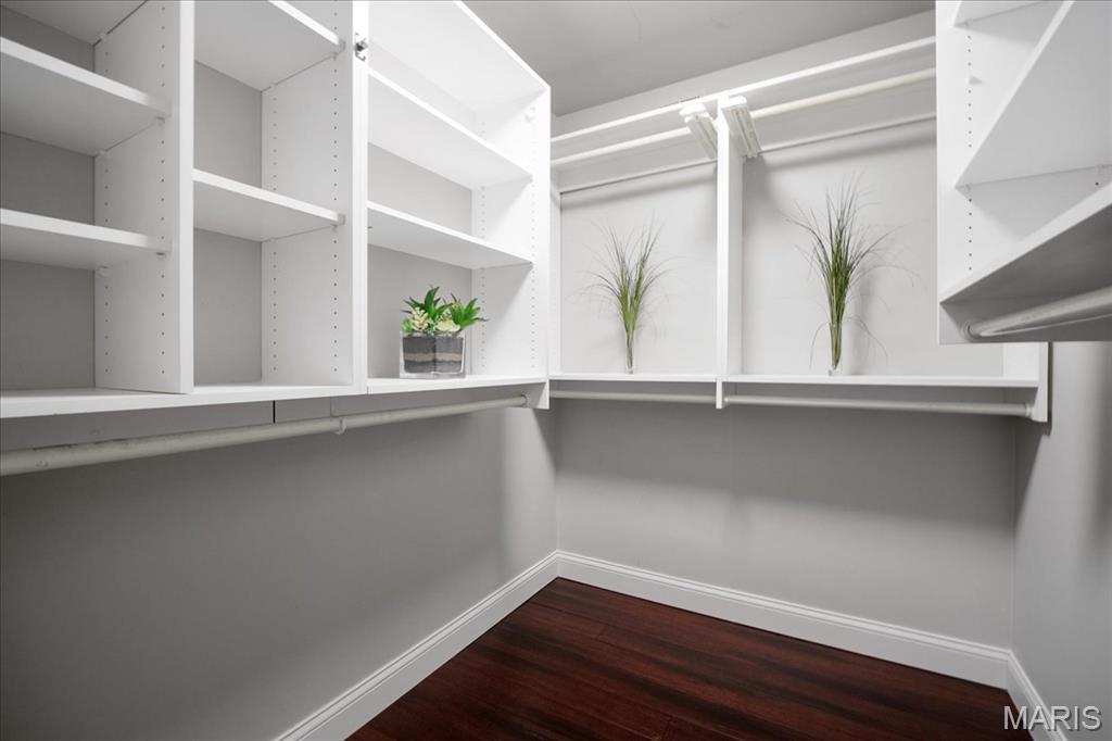 Meadowbrook Country Club Estates - Residential