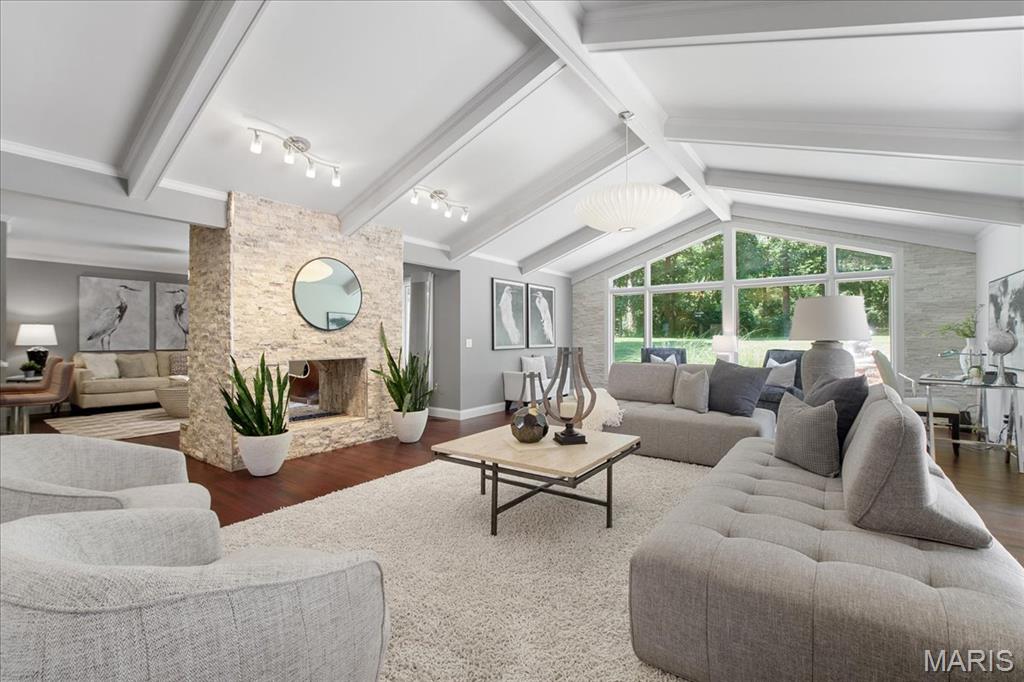 Meadowbrook Country Club Estates - Residential