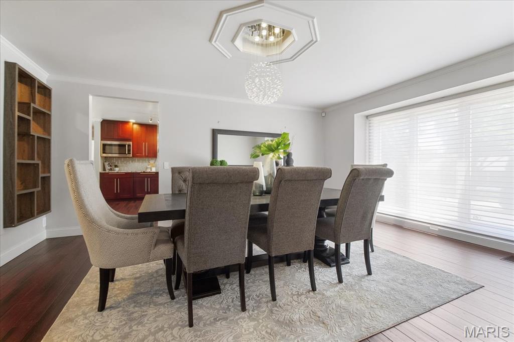 Meadowbrook Country Club Estates - Residential