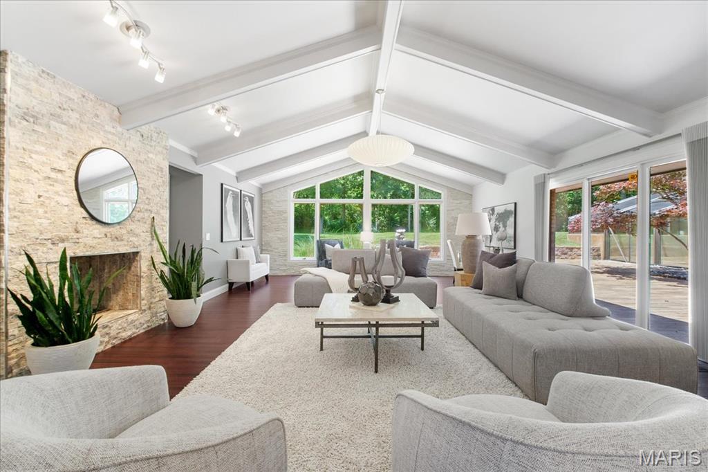 Meadowbrook Country Club Estates - Residential