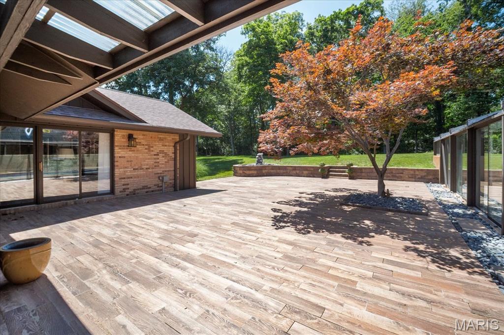 Meadowbrook Country Club Estates - Residential