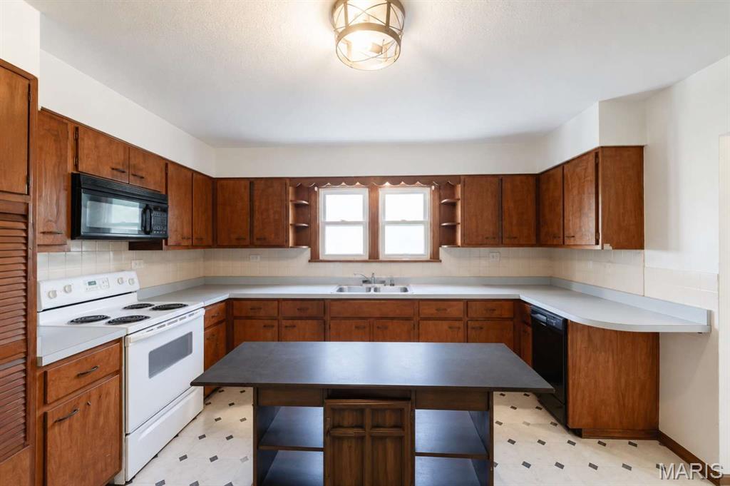 Cadys D K - Residential