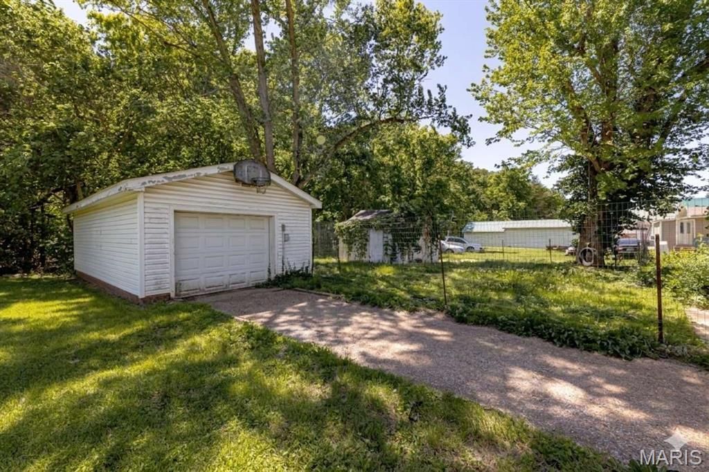 Photo of 4275 Flucom Road, De Soto, MO 63020 (MLS # 26032089)