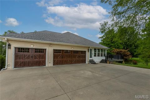 Tiny photo for 1714 Greenbrier Street, Cape Girardeau, MO 63701 (MLS # 26029983)