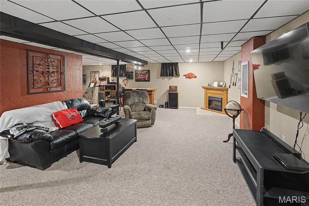 Hillcrest Manor - Residential