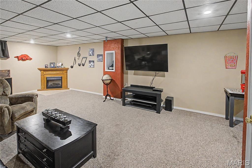 Hillcrest Manor - Residential