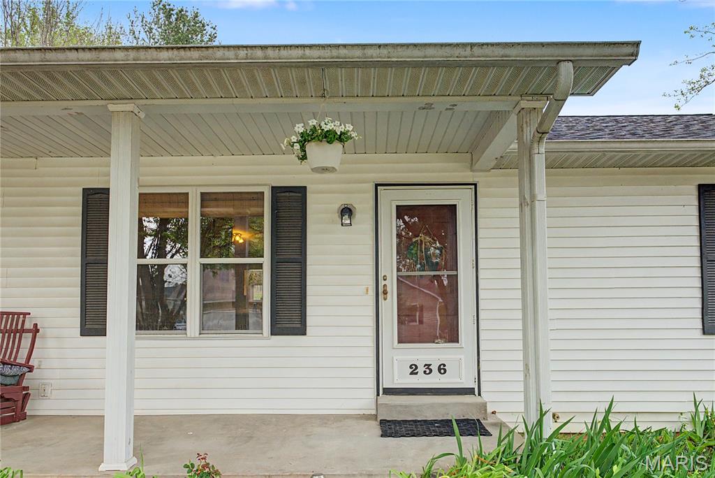 Hillcrest Manor - Residential