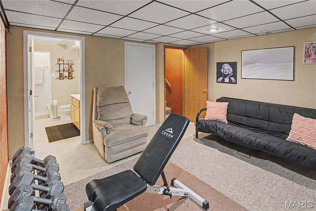 Hillcrest Manor - Residential