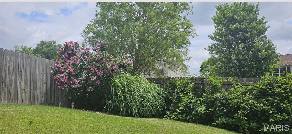 Hillcrest Manor - Residential