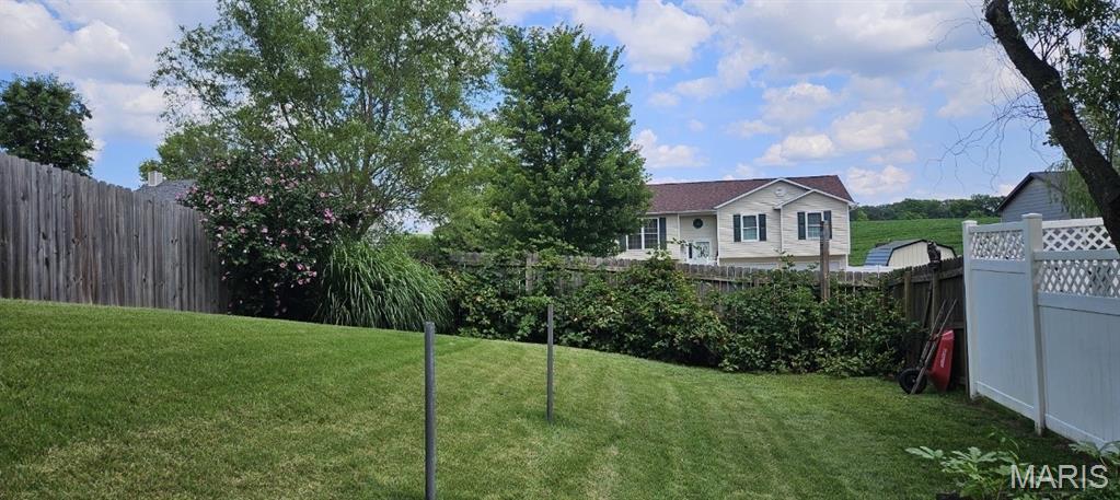 Hillcrest Manor - Residential