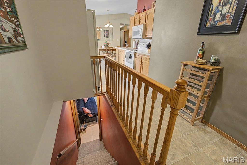 Hillcrest Manor - Residential