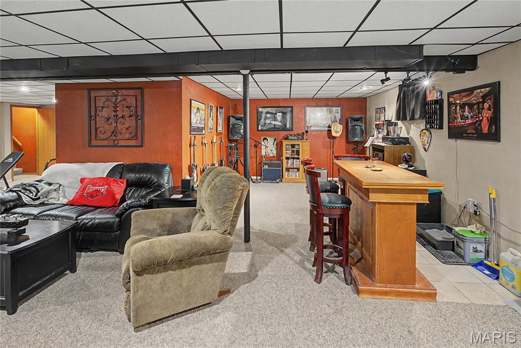 Hillcrest Manor - Residential