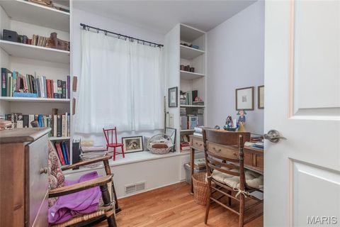 Tiny photo for 716 Clark Avenue, Webster Groves, MO 63119 (MLS # 21052716)