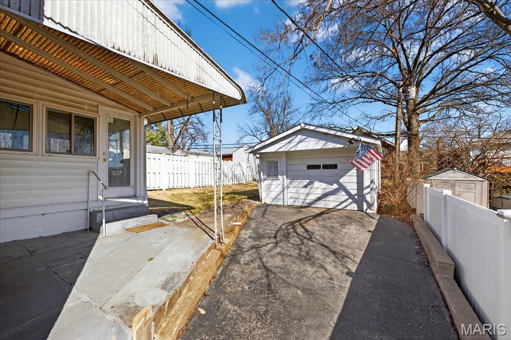 Hill Top View - Residential