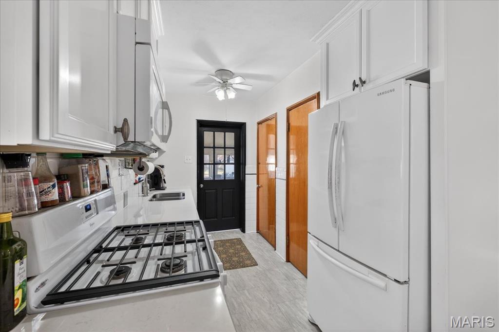 Hill Top View - Residential