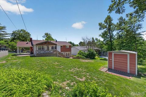 Tiny photo for 9909 Chantenay Drive, St Louis, MO 63123 (MLS # 26029936)