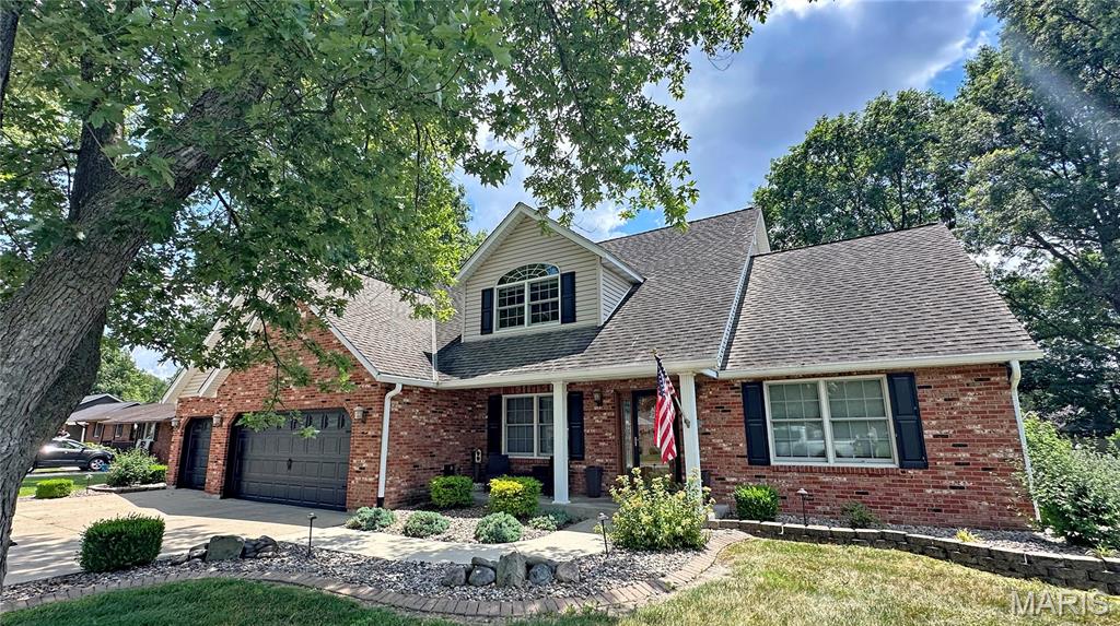 Photo 1 of 2 — 84 W Harnett Street, Mascoutah, IL 62258
