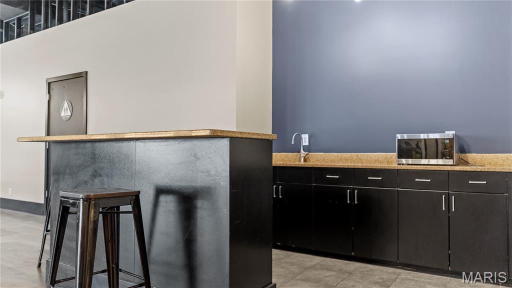 Blue City Condominiums - Commercial Lease