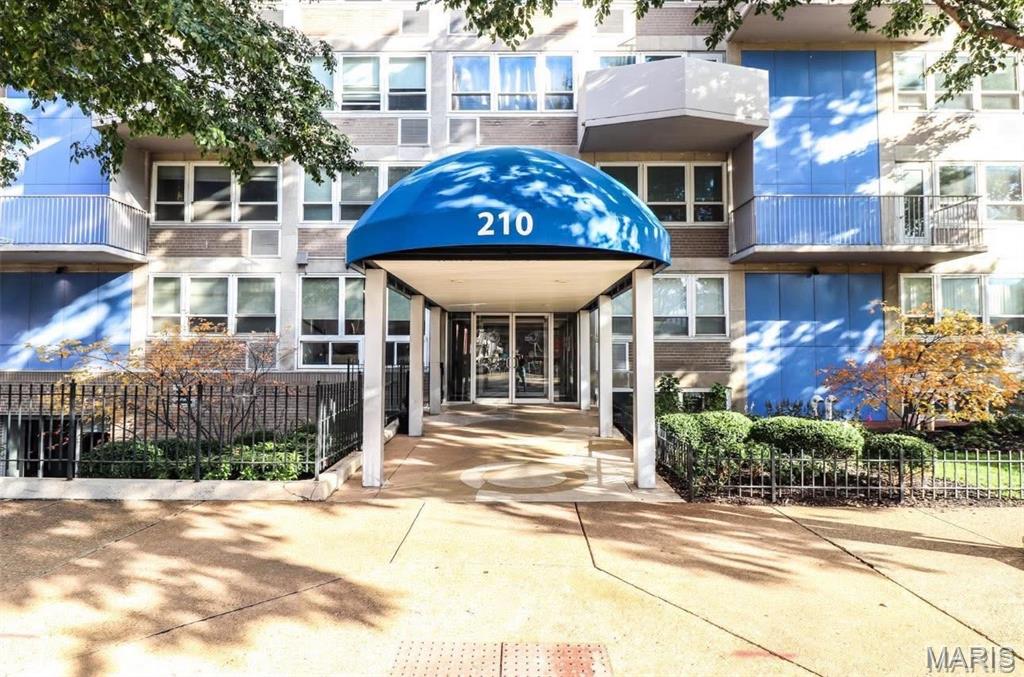 Blue City Condominiums - Commercial Lease