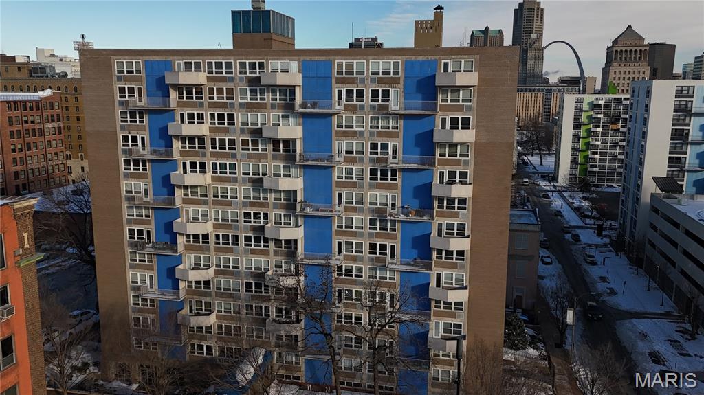 Blue City Condominiums - Commercial Lease