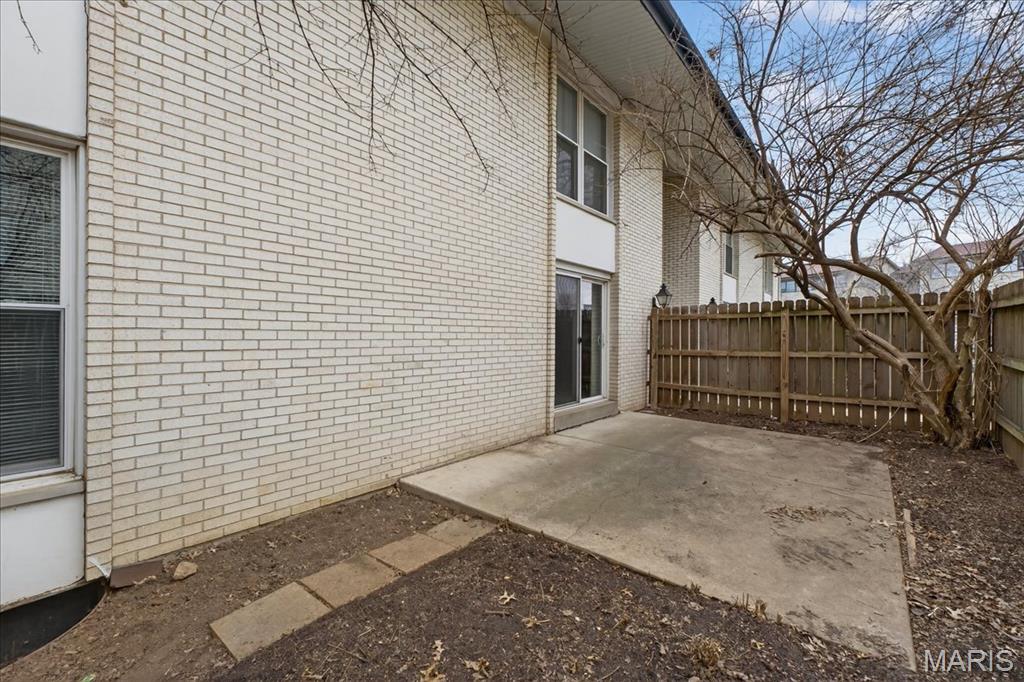 10445 Briarbend Drive 5