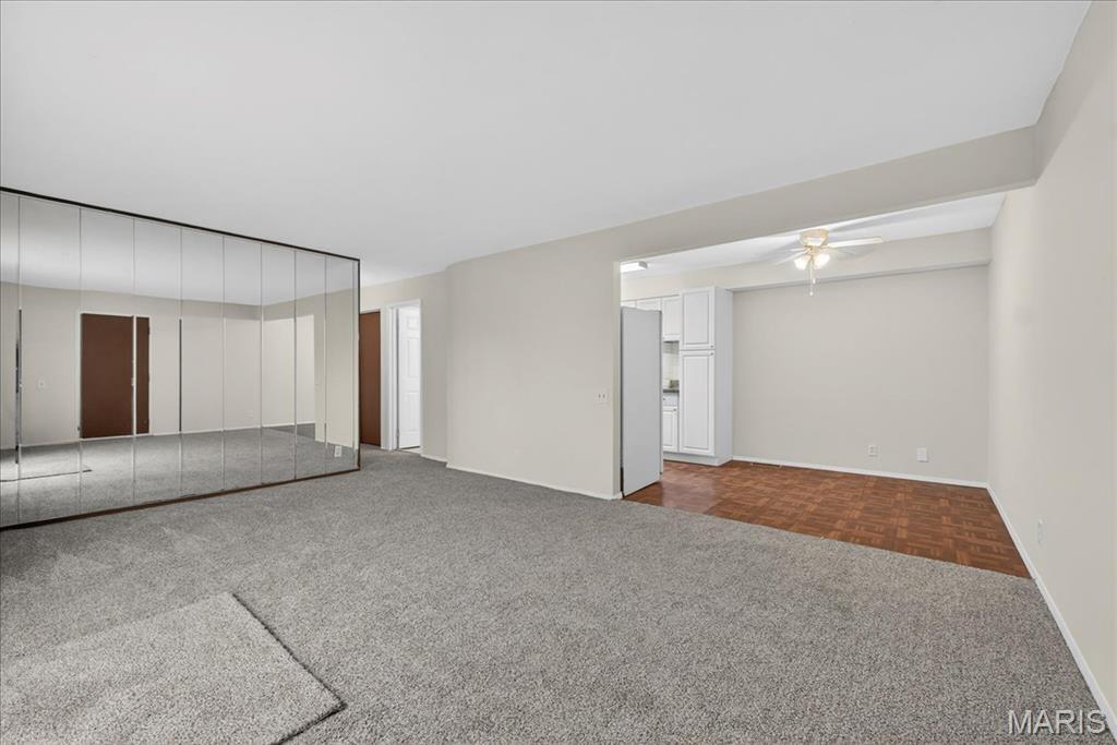 Willow Brook Condo - Residential