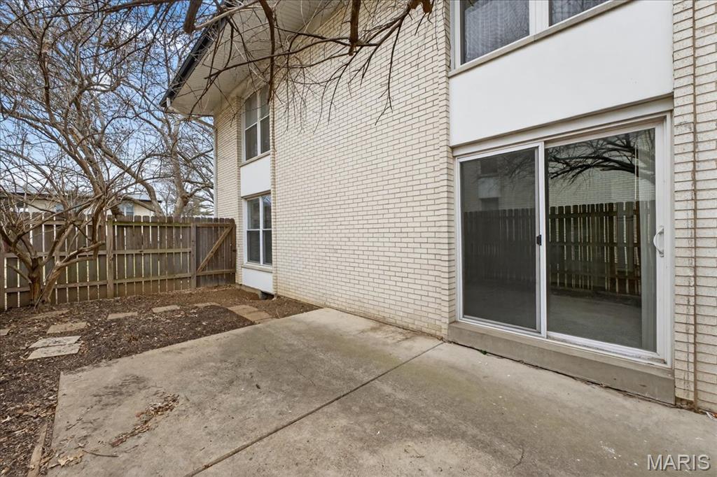 10445 Briarbend Drive 5