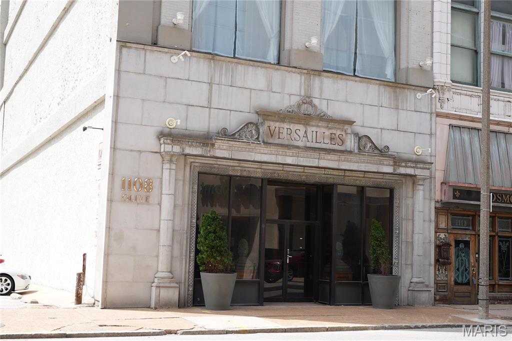 Lucas & Hunt Add - Commercial Sale