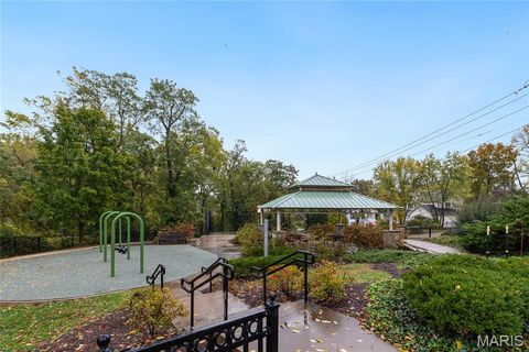 Tiny photo for 1133 N Harrison Avenue, Kirkwood, MO 63122 (MLS # 25056670)