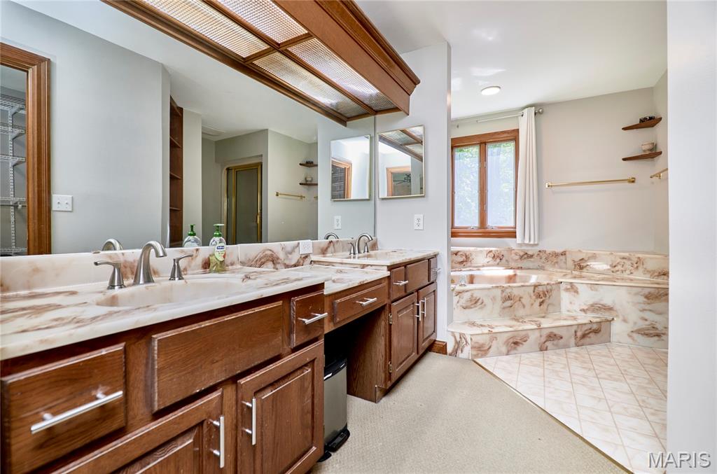 Oak View Estate #1 - Residential