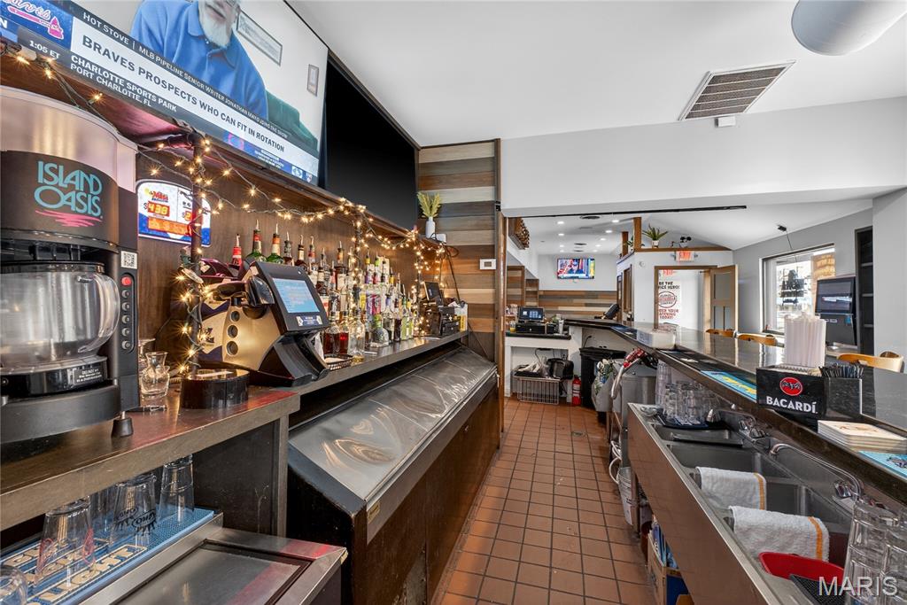 Gravois City Limits Park - Commercial Lease