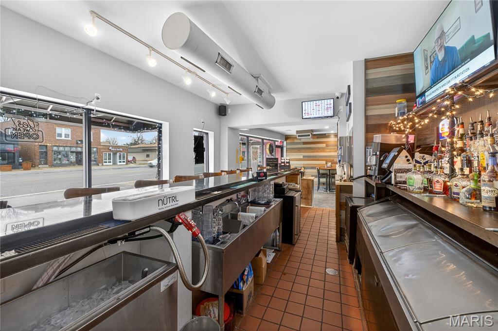 Gravois City Limits Park - Commercial Lease