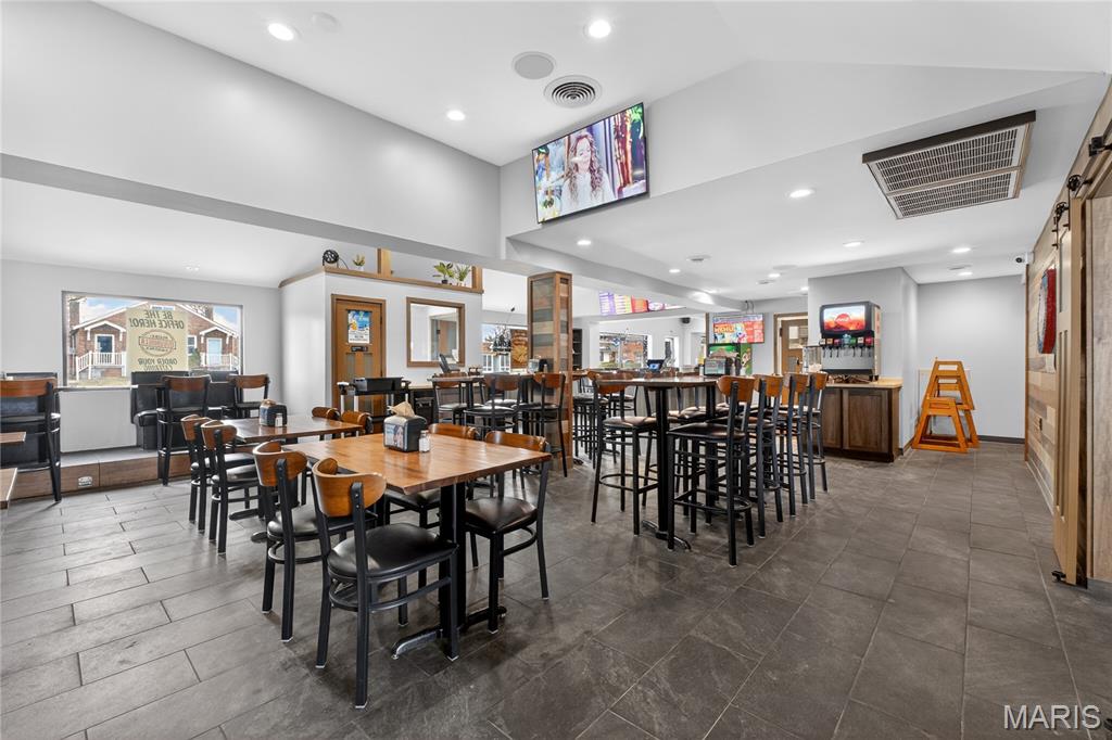 Gravois City Limits Park - Commercial Lease