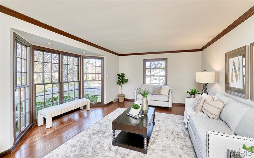 1652 Featherstone Drive