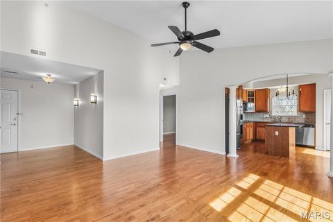 Tiny photo for 1 Monarch Trace Court #301, Chesterfield, MO 63017 (MLS # 26008311)