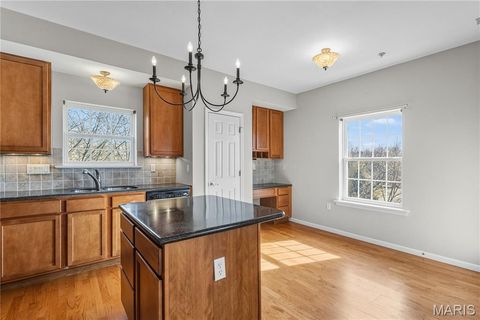 Tiny photo for 1 Monarch Trace Court #301, Chesterfield, MO 63017 (MLS # 26008311)