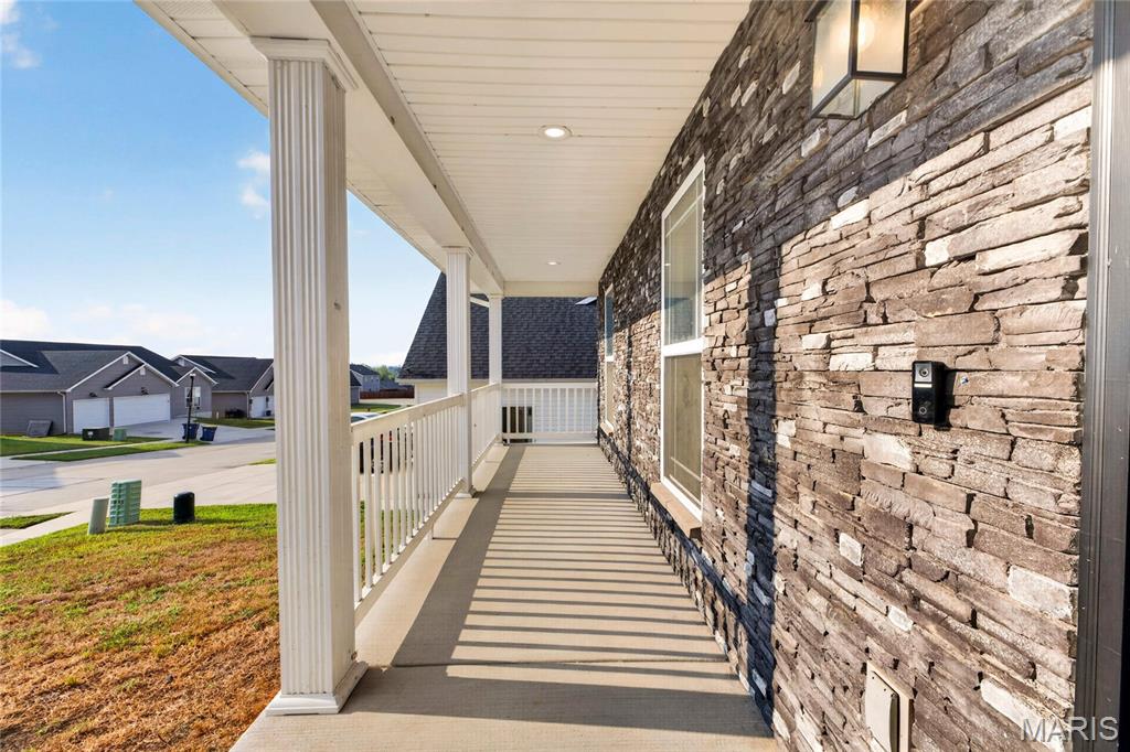 1122 Daltons Way