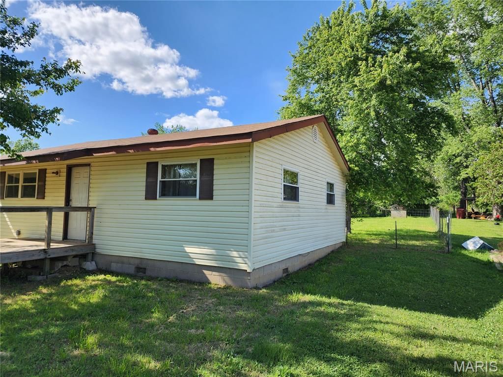 Photo of 65 Private Dr 143-9 Rd, Patterson, MO 63956 (MLS # 26026660)