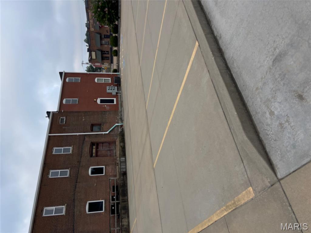 none - Commercial Sale